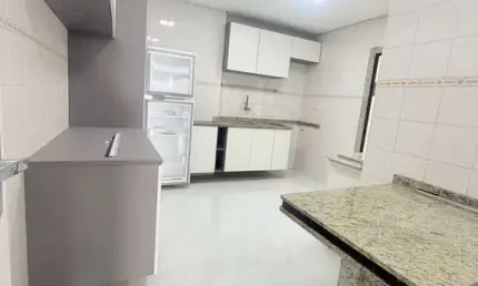 Cobertura Reformada com Espaço Gourmet – Vila Tupi, Praia Grande-SP