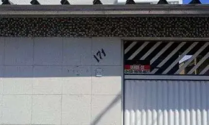 Estilo e funcionalidade – sobrado em região privilegiada de praia grande