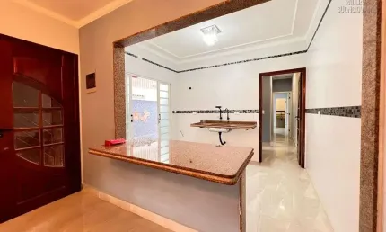 Casa geminada à venda – 2 dorms (1 suíte) | área gourmet | r$ 550.000