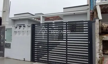 Casa geminada térrea , 2 dormit., 1 vga coberta, santa regina, itajaí - sc