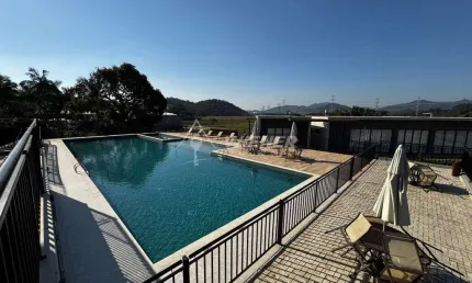 Abaixo da tabela, ter. plano, em cond.  205,72 m², rio do meio, itajaí - sc