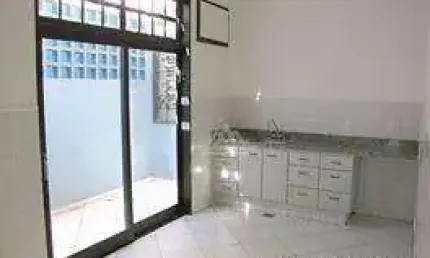 Casa com 6 dormitórios para alugar, 280 m² por R$ 4.738,77/mês - Vila Tibério - Ribeirão Preto/SP