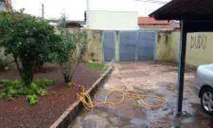 Casa com 2 dormitórios à venda, 111 m² por R$ 200.000,00 - Vila Albertina - Ribeirão Preto/SP