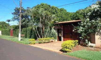 Chácara com 3 dormitórios à venda, 2500 m² por R$ 1.150.000,00 - Condomínio Estância Beira Rio - Jardinópolis/SP