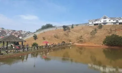TERRENO Á VENDA NO CONDOMÍNIO: RESIDENCIAL MANTIQUEIRA