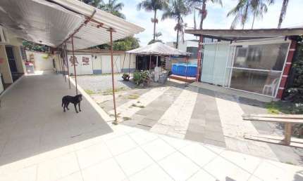 Casa à venda, 3 quartos, sendo 1 suíte, Bairro Czerniewicz, Jaraguá do Sul/ SC.
