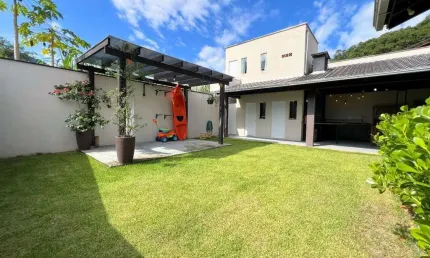 Casa à venda, 3 quartos, 3 vagas, Rio Hern - Schroeder/SC