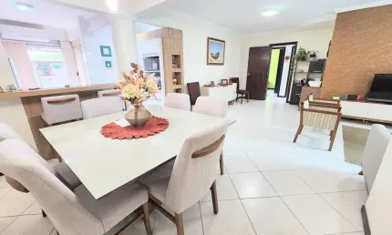 Apartamento à Venda, 112,53m² àrea privativa - 1 suíte -2 quartos – Bairro Centro