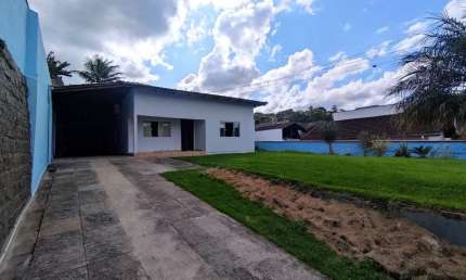 Casa à Venda em Jaraguá do Sul com 4 quartos - Tifa Martins