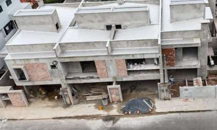 Casa com 3 quartos à venda na Rua Albano Piccoli, São Luís, Jaraguá do Sul por R$ 1.190.000