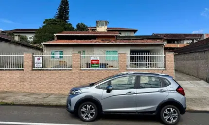 Casa à venda, 3 quartos, 1 suíte, 2 vagas, Jaraguá 99 - Jaraguá do Sul/SC