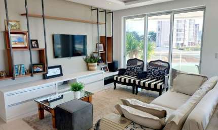 Apartamento com 4 quartos à venda na Rua Piçarras, Centro, Jaraguá do Sul por R$ 3.200.000