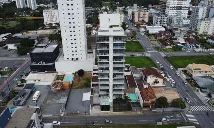 Apartamento de alto padrâo com 1 suíte e 2 demi-suítes à venda no bairro Vila Nova - Jaraguá do Sul