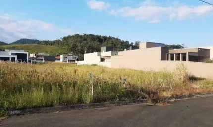 Terreno à venda em jaraguá do sul, 334,76m² de área total - bairro três rios do norte