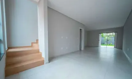 Geminado à venda, 3 quartos, sendo 1 suíte, Bairro Jaraguá 99, Jaraguá do Sul/ SC.