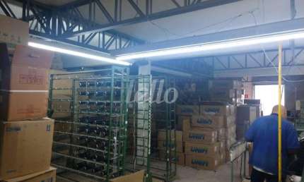 Barracão / Galpão / Depósito para alugar na Rua Arraial de São Bartolomeu, --, Vila Carmosina, São Paulo, 2430 m2 por R$ 27.000