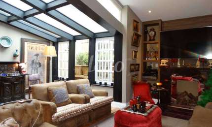Casa com 2 quartos para alugar na Rua Doutor Oliveira Pinto, --, Jardim Paulistano, São Paulo, 240 m2 por R$ 18.000