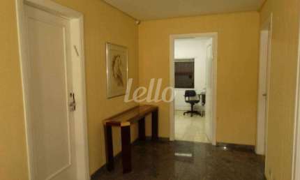 Sala comercial com 1 sala para alugar na Rua Itajobi, --, Pacaembu, São Paulo, 14 m2 por R$ 2.400