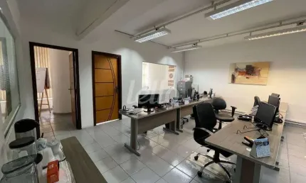 Sala comercial com 4 salas para alugar na Praça Ramos de Azevedo, --, República, São Paulo, 120 m2 por R$ 3.200