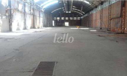 Barracão / Galpão / Depósito para alugar na Estrada da Figueira, --, Rio Abaixo, Itaquaquecetuba, 42000 m2 por R$ 135.000