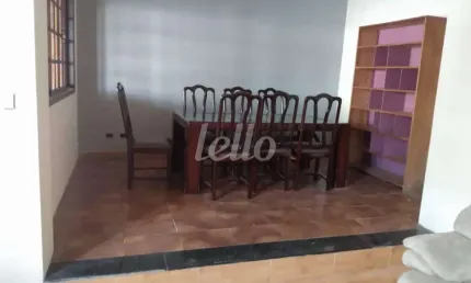 Casa com 3 quartos para alugar na Rua Araldo Armani, --, Vila São Silvério, São Bernardo do Campo, 191 m2 por R$ 3.200