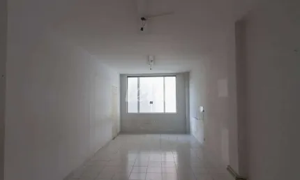 Sala comercial com 1 sala para alugar na Rua General Glicério, --, Centro, Santo André, 31 m2 por R$ 900