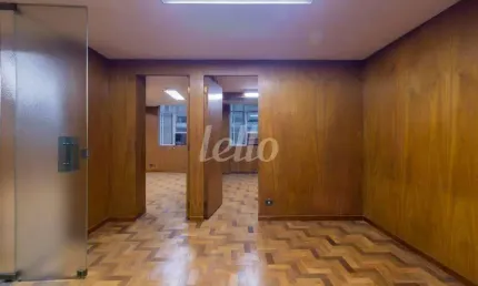 Apartamento para alugar na Rua Conselheiro Crispiniano, --, República, São Paulo, 222 m2 por R$ 6.500