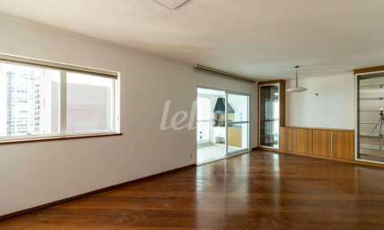 Apartamento com 3 quartos para alugar na Rua Antônio de Macedo Soares, --, Campo Belo, São Paulo, 155 m2 por R$ 12.500