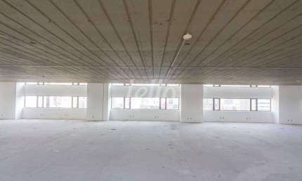 Sala comercial com 3 salas para alugar na Avenida Doutor Chucri Zaidan, --, Vila Cordeiro, São Paulo, 692 m2 por R$ 48.475
