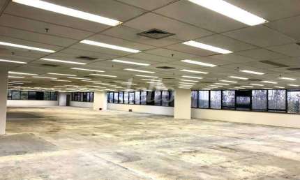 Sala comercial com 3 salas para alugar na Av. Avenida Engenheiro Luiz Carlos Berrini, --, Cidade Monções, São Paulo, 442 m2 por R$ 26.553