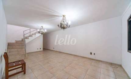 Casa com 3 quartos para alugar na Rua Tremembé, --, Vila Vivaldi, São Bernardo do Campo, 215 m2 por R$ 7.000