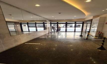 Sala comercial com 3 salas para alugar na Rua Pedro Américo, --, República, São Paulo, 929 m2 por R$ 27.886