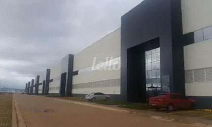 Barracão / Galpão / Depósito para alugar na Rodovia Dom Pedro I, --, Estância Santa Maria do Laranjal, Atibaia, 2865 m2 por R$ 72.000