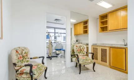 Sala comercial com 1 sala para alugar na Rua Jesuíno Arruda, --, Itaim Bibi, São Paulo, 28 m2 por R$ 2.100