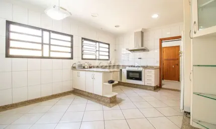 Casa com 3 quartos para alugar na Rua Aturari, --, Chácara Santo Antônio, São Paulo, 290 m2 por R$ 7.000