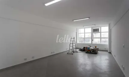 Sala comercial com 1 sala para alugar na Rua Vinte e Quatro de Maio, --, República, São Paulo, 62 m2 por R$ 1.500