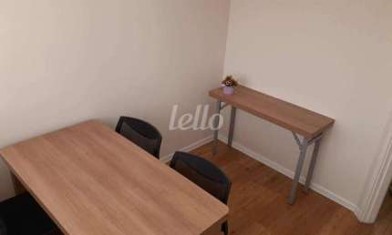 Sala comercial com 1 sala para alugar na Rua das Grumixamas, --, Jardim Oriental, São Paulo, 31 m2 por R$ 1.800