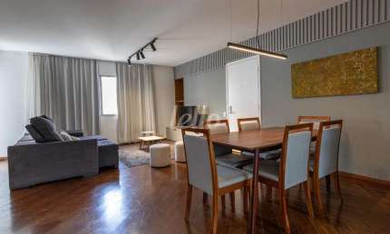 Apartamento com 3 quartos para alugar na Rua Oscar Freire, --, Pinheiros, São Paulo, 126 m2 por R$ 8.000