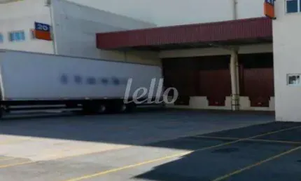 Barracão / Galpão / Depósito para alugar na Rodovia Raposo Tavares, --, Lageadinho, Cotia, 1307 m2 por R$ 32.670