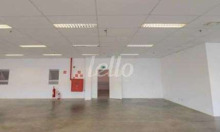 Barracão / Galpão / Depósito para alugar na Rua José Semião Rodrigues Agostinho, --, Água Espraiada, Embu das Artes, 2487 m2 por R$ 74.605
