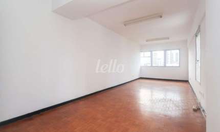 Sala comercial com 1 sala para alugar na Praça da Liberdade, --, Liberdade, São Paulo, 49 m2 por R$ 1.200
