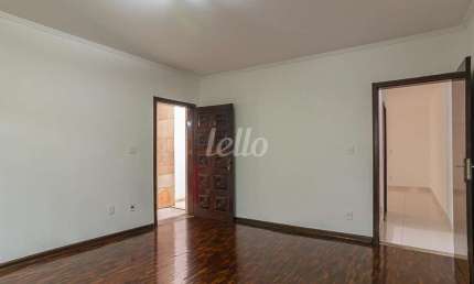 Casa com 3 quartos para alugar na Rua Antônio Guganis, --, Jardim São Paulo (Zona Norte), São Paulo, 390 m2 por R$ 6.500