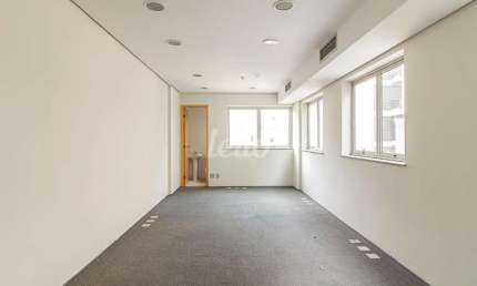 Sala comercial com 1 sala para alugar na Rua Padre João Manuel, --, Cerqueira César, São Paulo, 31 m2 por R$ 1.700