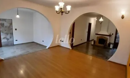 Casa com 3 quartos para alugar na Rua Professor Gustavo Pires de Andrade, --, Parque da Vila Prudente, São Paulo, 270 m2 por R$ 5.000