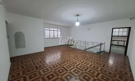 Casa comercial com 2 salas para alugar na Rua Guilherme Marconi, --, Vila Assunção, Santo André, 250 m2 por R$ 3.500