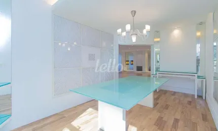 Apartamento com 4 quartos para alugar na Rua Lourenço de Almeida, --, Vila Nova Conceição, São Paulo, 355 m2 por R$ 27.000