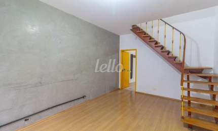 Casa comercial com 2 salas para alugar na Rua Coelho Lisboa, --, Cidade Mãe do Céu, São Paulo, 180 m2 por R$ 3.900