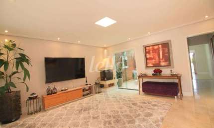 Casa com 4 quartos para alugar na Rua Florentino Rodrigues, --, Vila Alpina, São Paulo, 350 m2 por R$ 7.300