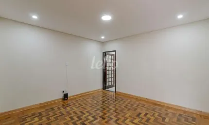 Casa comercial com 1 sala para alugar na Rua Síria, --, Parque São Jorge, São Paulo, 300 m2 por R$ 6.500