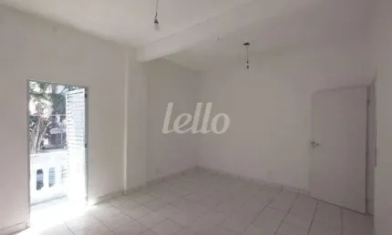 Casa com 2 quartos para alugar na Rua Vilela, --, Tatuapé, São Paulo, 110 m2 por R$ 1.800
